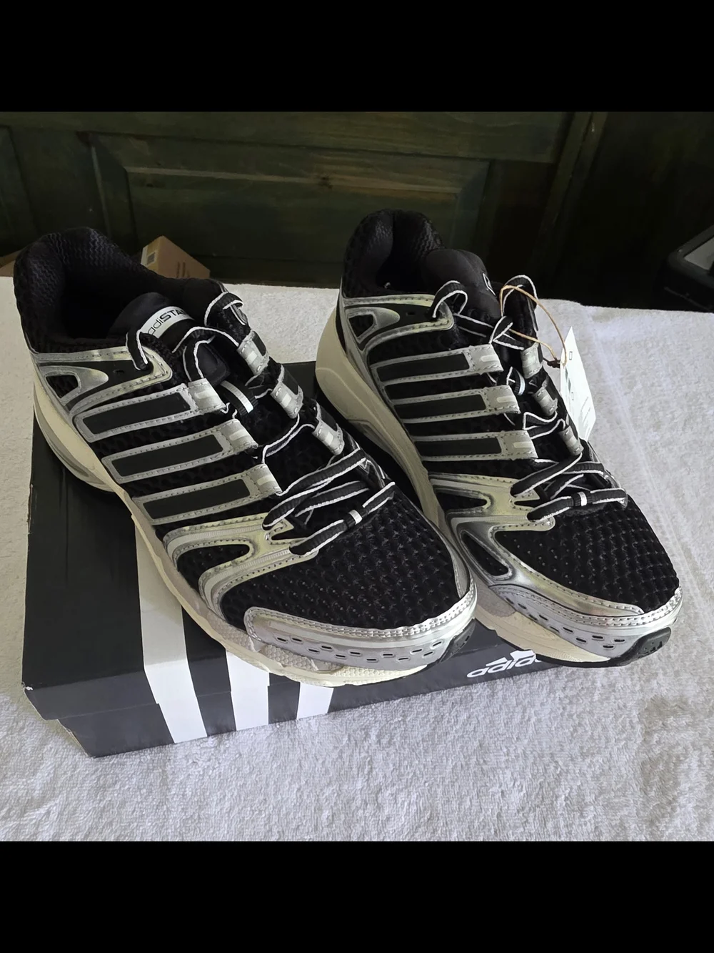 adidas Adistar Control 5 Black/Silver Metallic - NWT 6Y-7W